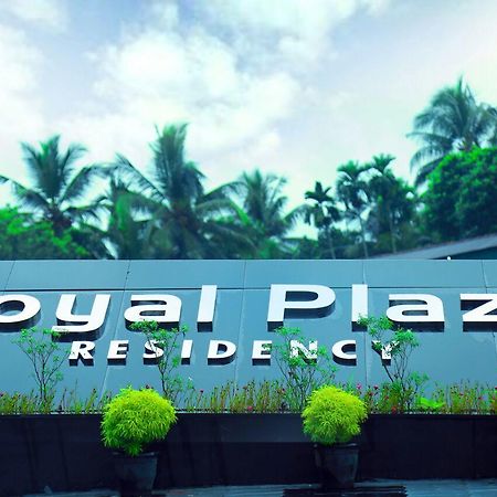 Готель Royal Plaza Residency Cheruppulasseri Екстер'єр фото